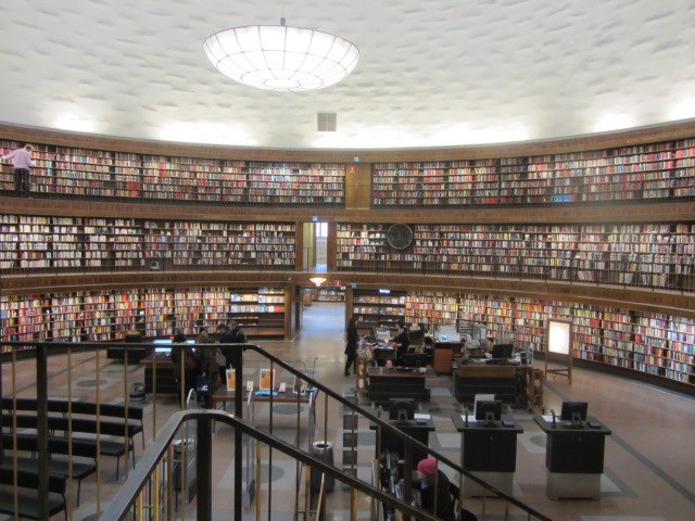 563070_10151429018792192_79729568_n